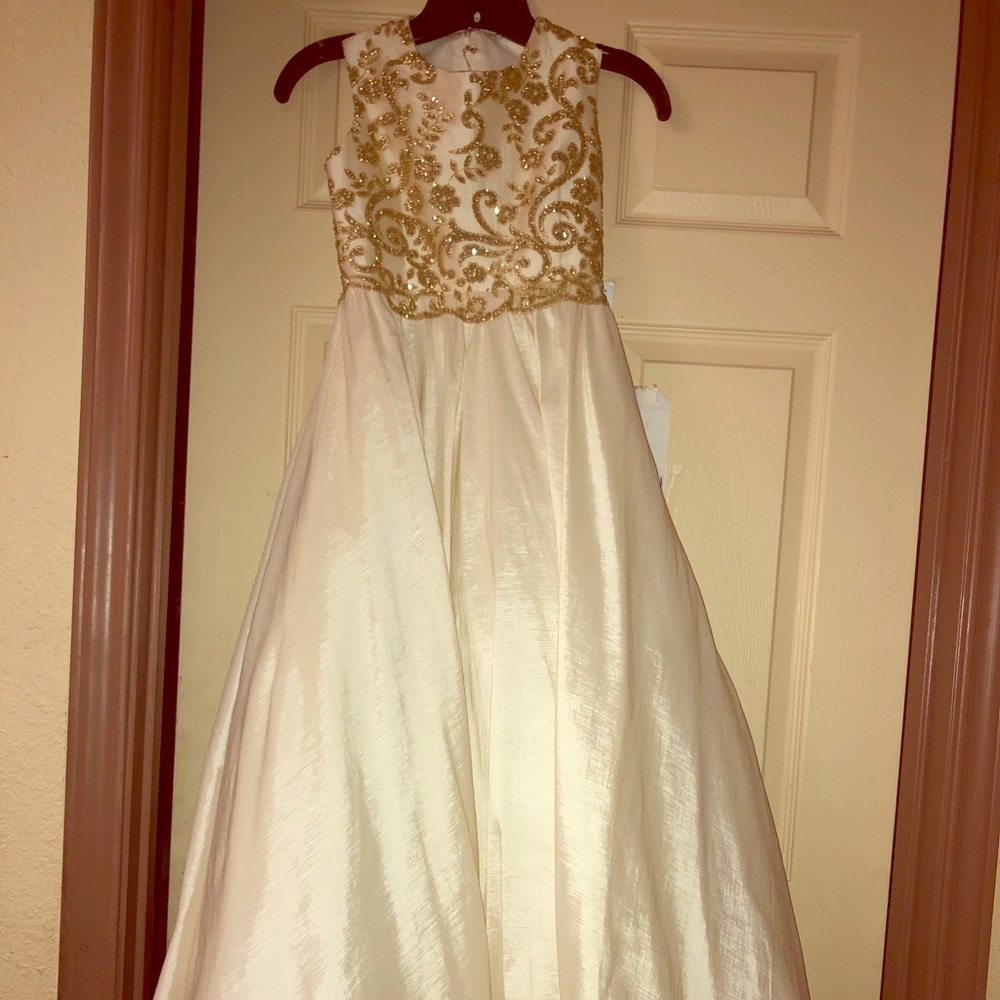 Girls formal gown size 10